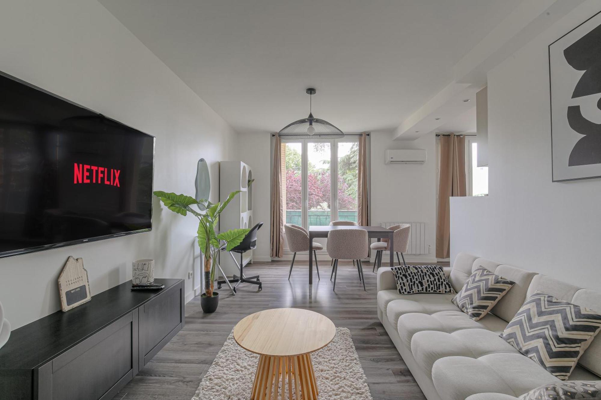 Le Pressense, Ideal Sejour Pro Ou Familiale *